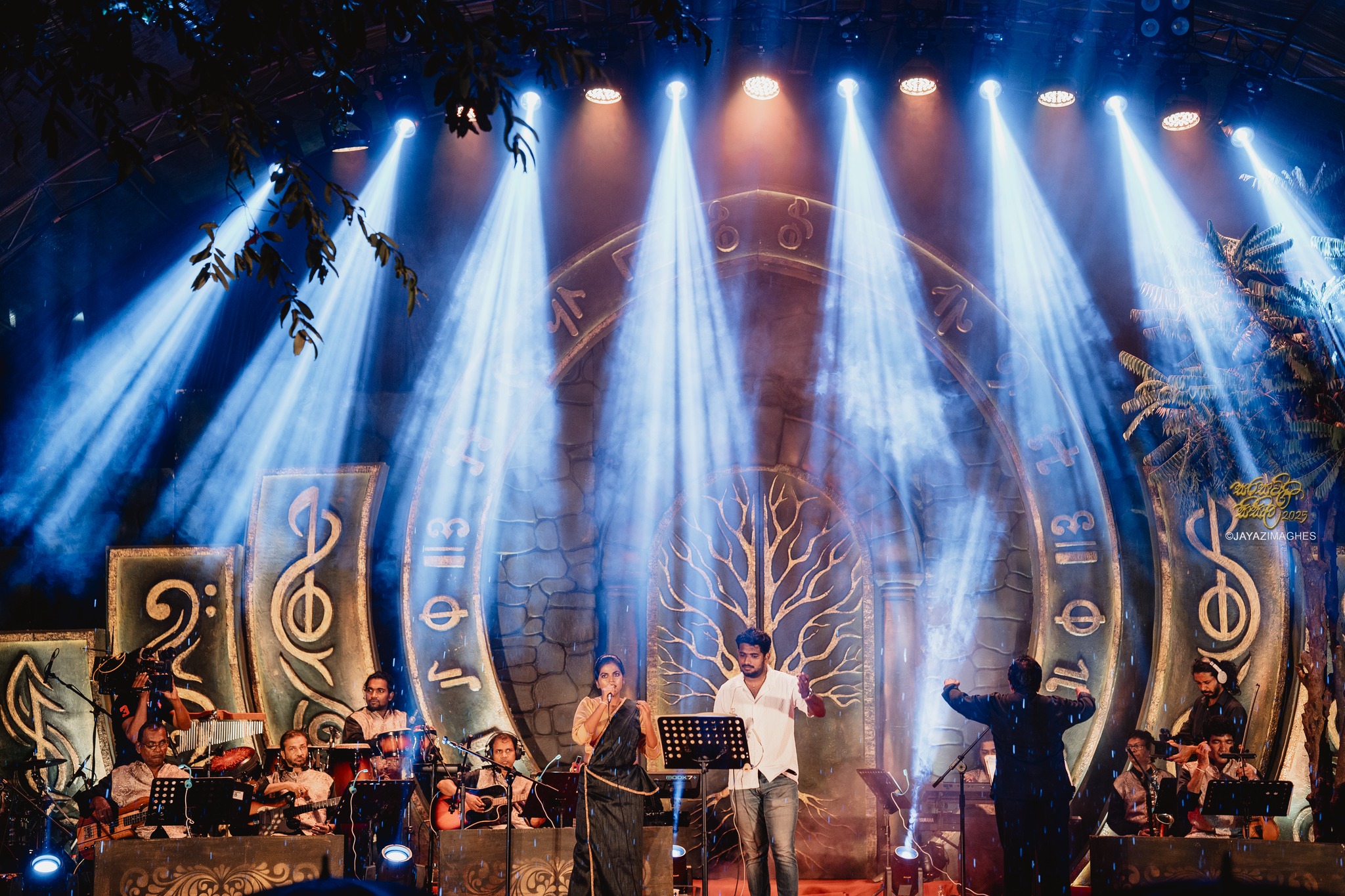 Sarasavi Gee Sisila Gallery Image